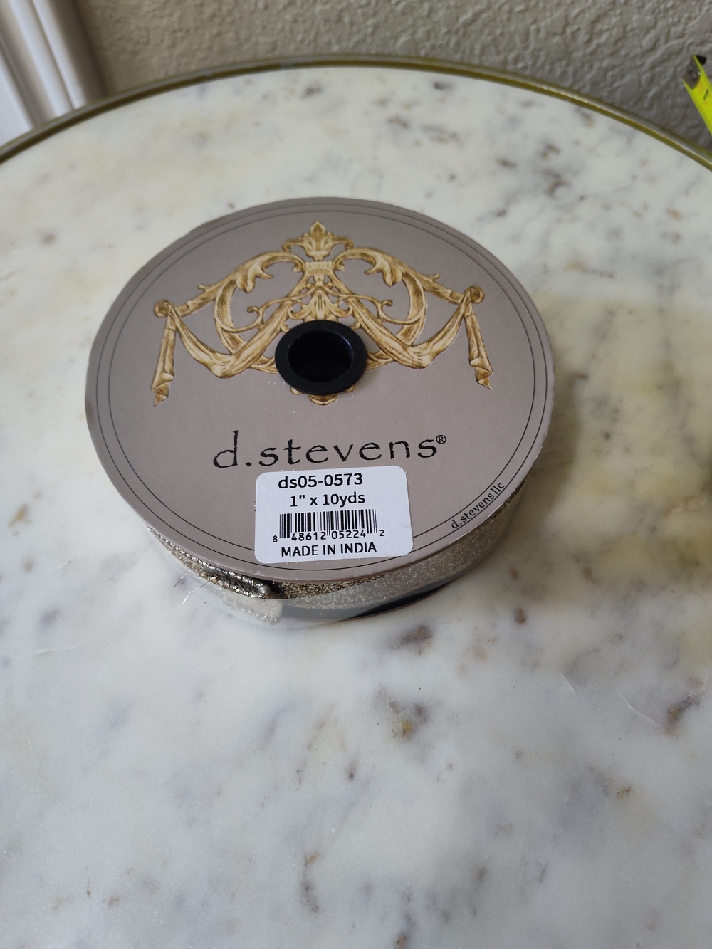 D. STEVENS Wired Gold Silver Glitter Ribbon 1" x 10 Yards Luxury Designer Ribbon - Picture 4 of 6